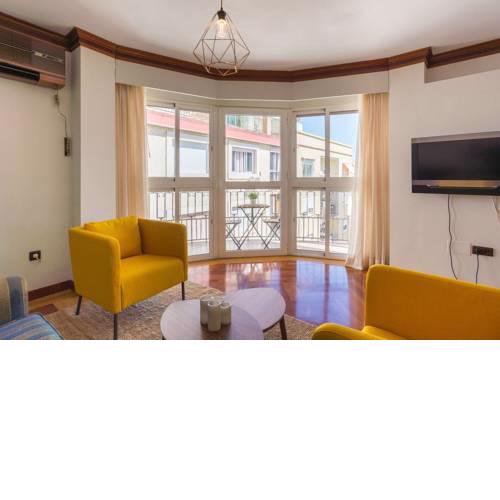 Urbe10 Plaza de las Flores 4 Bedrooms Apartment