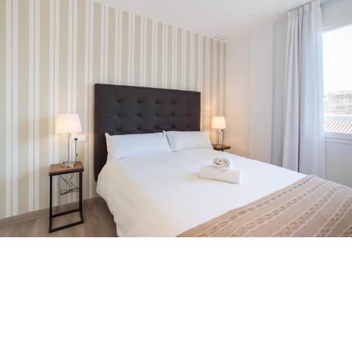 Urbe10 Premium Atarazanas 4 Bedrooms Apartment