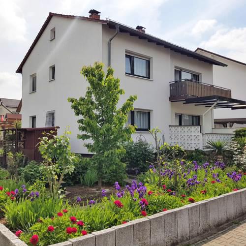 urige gemütliche Ferienwohnung 64 m2 in Dielheim, Nähe Heidelberg