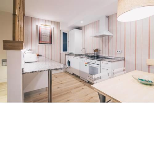 Urruti Apartment by People Rentals