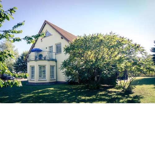 Usedom-Achterwasser Holiday Apartment