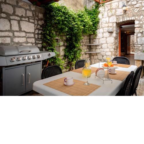 Vacation House ''Erika' - Quiet Center!