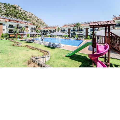 Vacation Residence w Balcony Pool in Fethiye