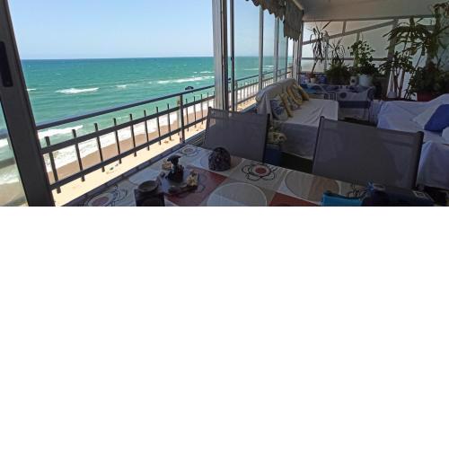 Valencia Beach SKY Room