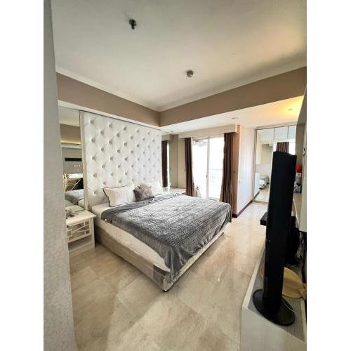 Vast & Luxury 1BR West Jakarta