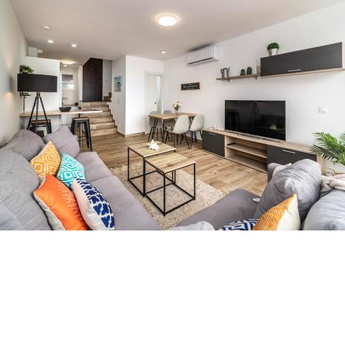 VB Seguiriyas Paired House 2BDR Sea Views