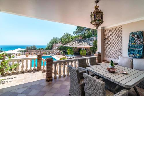 VB Villa Buganvilla 4BDR with Fantastic Sea Views