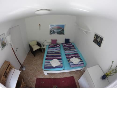 Vehrkersgünstige, ruhige 2 Zi Wohnung, in Tübingen