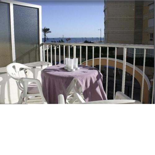 Very nice and modern studio front of the beach