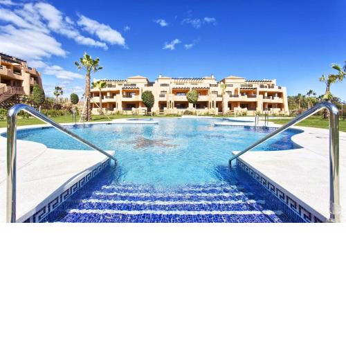 Very well located apartment 500m from the beach & golf!