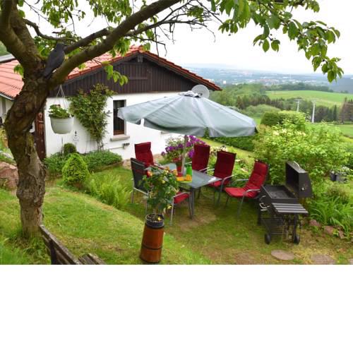 Vibrant Holiday Home near Private Garden in Oehrenstock