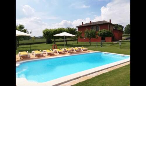 Vic Villa Sleeps 14 with Pool