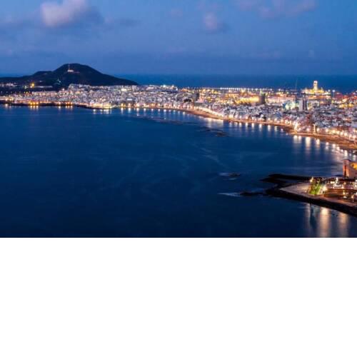 Victoria 51.(Plz España). Playa de Las Canteras