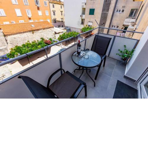 Viktorija 1BR Apartment