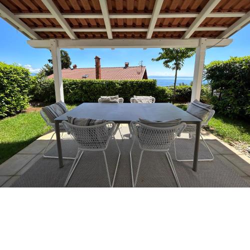Vila Ester - apartman Lovrana