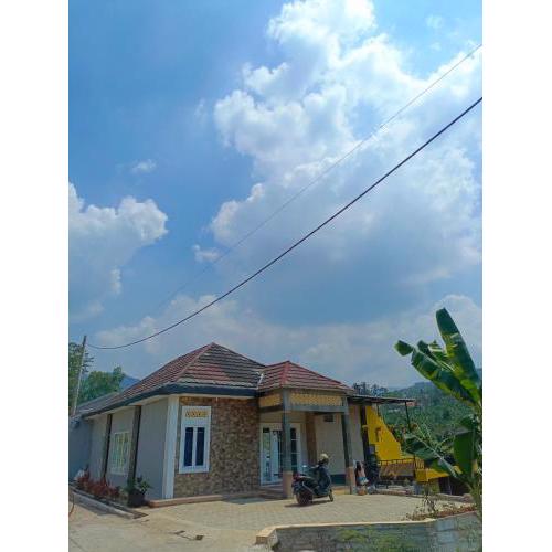 Vila Gunung Batu inces