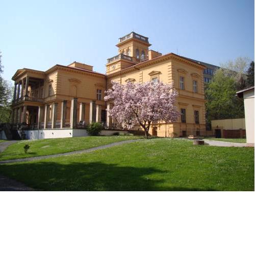 Vila Lanna