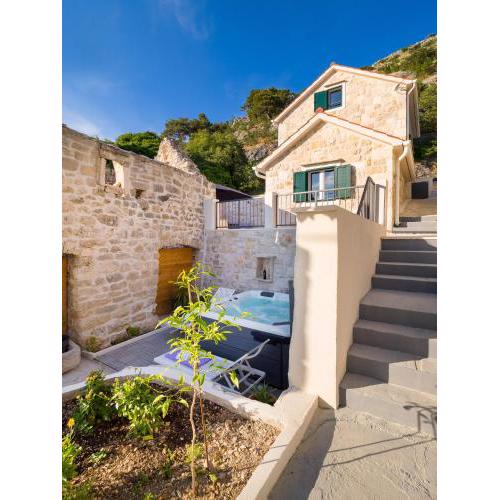 Vila Murva GP - fantastic sea view with hot tub