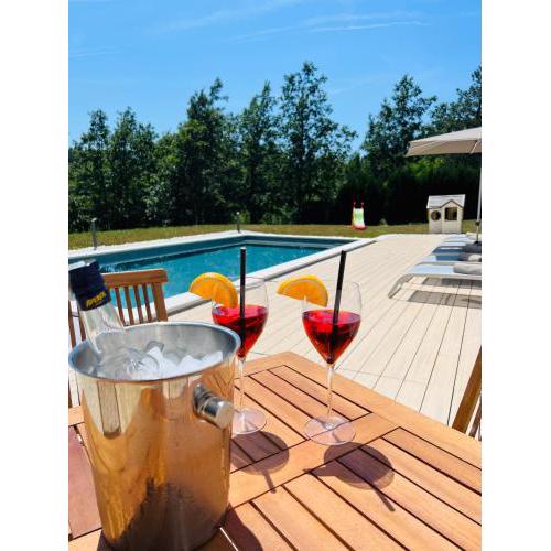 Vila Prisunca jacuzzi & swimming pool