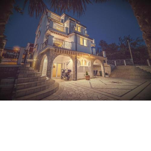 VILA SABRINA Selce