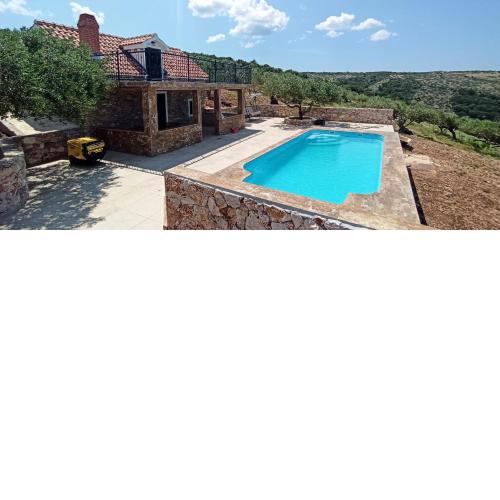 VILA The Golden View, PRIVATE SWIMMING POOL