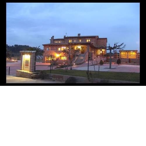 Vilamari Villa Sleeps 21 with Pool