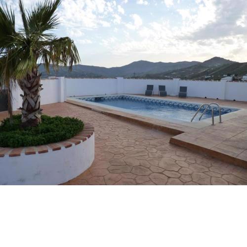 Villa - 3 Bedrooms with Pool and WiFi - 01849
