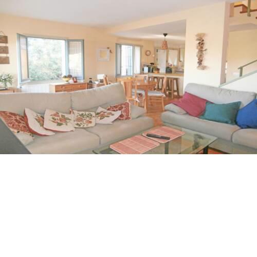 Villa - 4 Bedrooms with Pool, WiFi and Sea views young people group not allowed - 04752