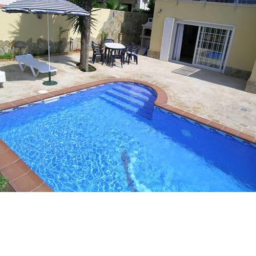 Villa - 5 Bedrooms with WiFi and Sea views - 07942