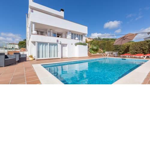 Villa- Nuri