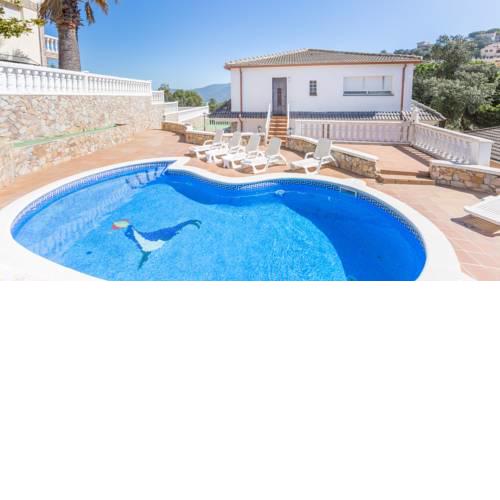 Villa- Salu