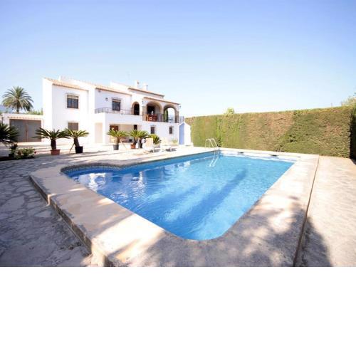 Villa- Ximo