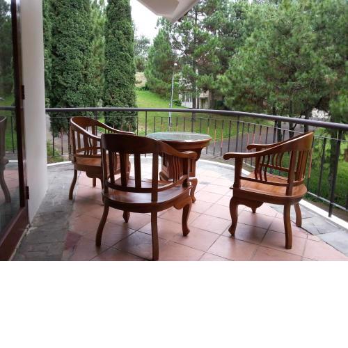 VILLA 5CEMARA