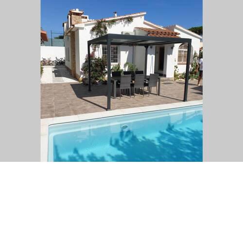Villa 6/8 personnes avec piscine privée 200 m de la plage