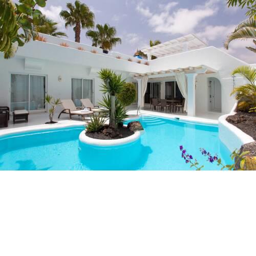 Villa 82