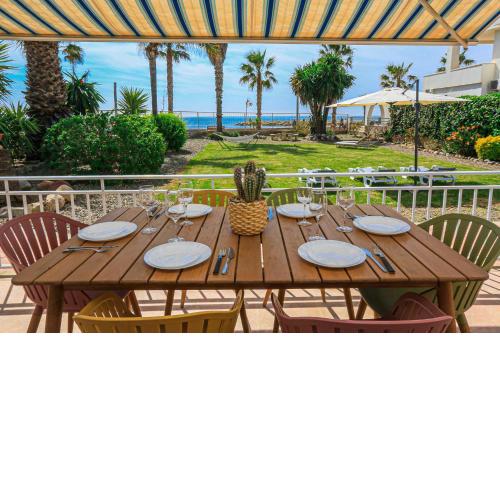 VILLA ACACIAS - Only Families