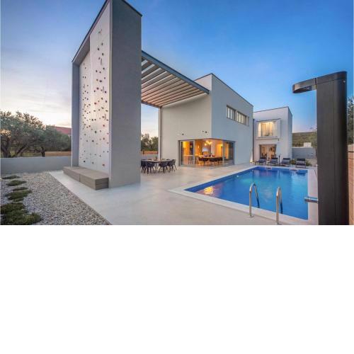 Villa Activia