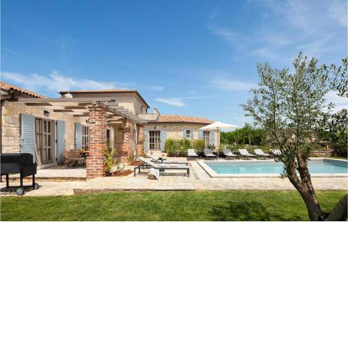 Villa Adastra