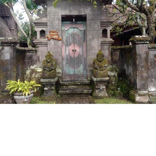 Villa Adhi Rajasa