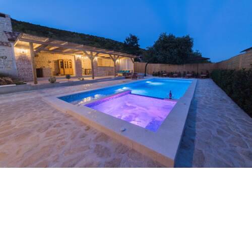 Villa Adriart