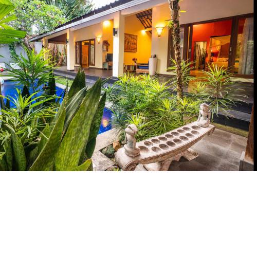 Villa Agni - Newly renovated tropical villa in peaceful location a short walk from the best of Seminyak