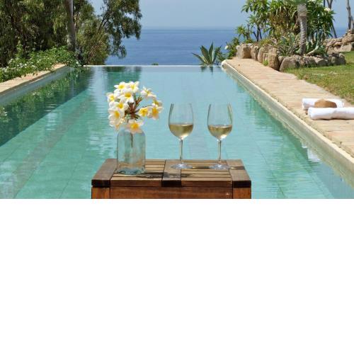 Villa Albaida 4. Paradise by the sea. Infinity Pool. Amazing