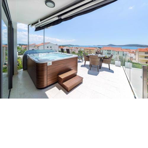 Villa Aliara Jakuzzi Apartment