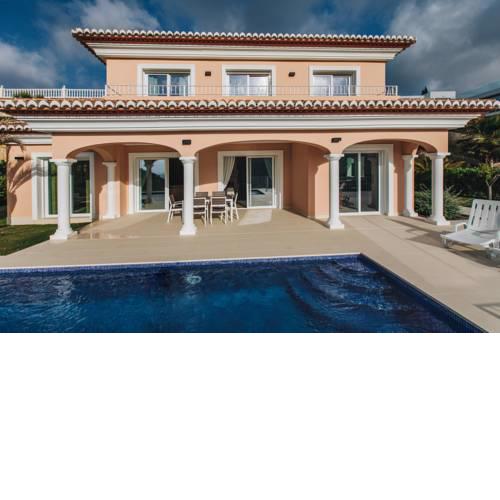 Villa Alvaro