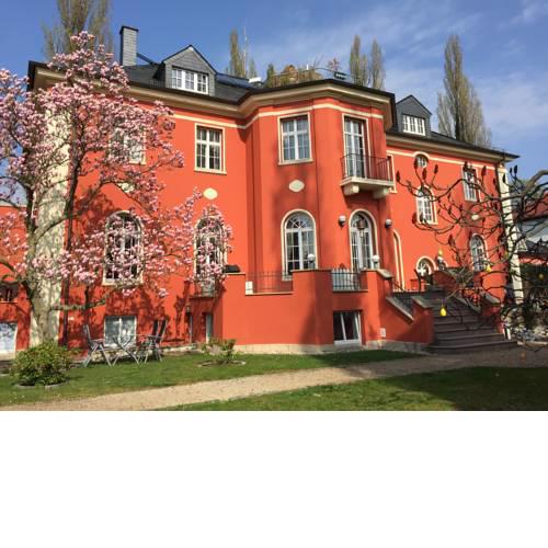 Villa am Park Apartment