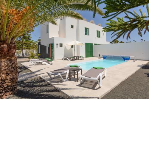 Villa Amanecer II con piscina climatizada y wifi gratis
