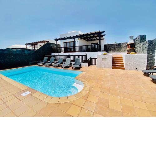 Villa Amigos, deluxe, with bar, pool, billiard and bbq