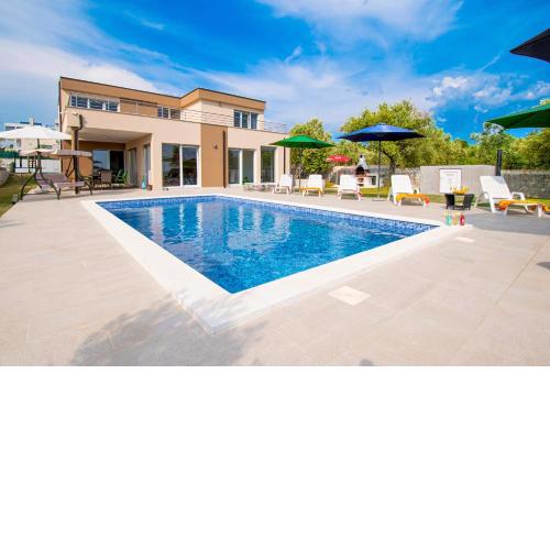 Villa Amra