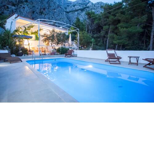 Villa Ana