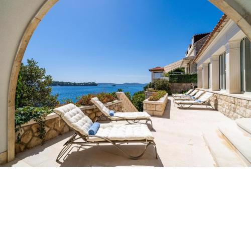 Villa Ana